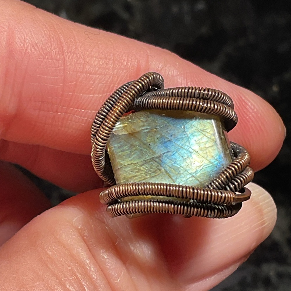 Labradorite Ring - Picture 2 of 8
